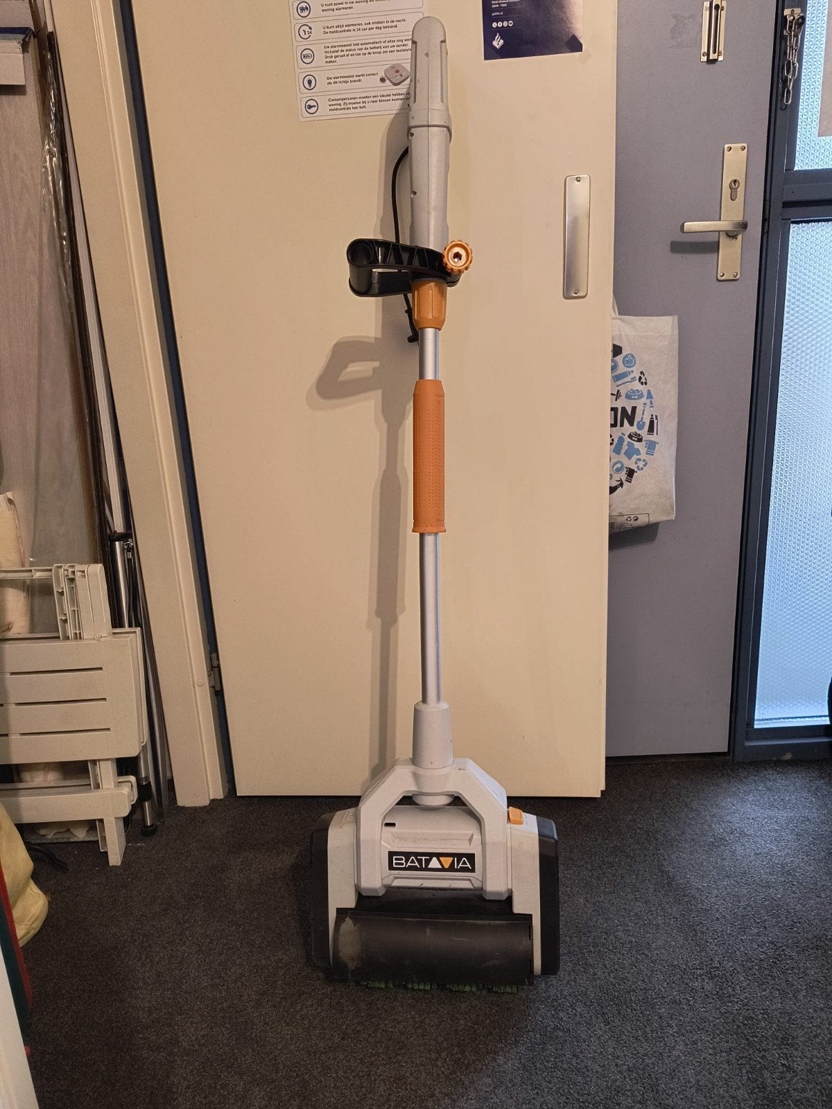 Terrasschrobber, Ophalen