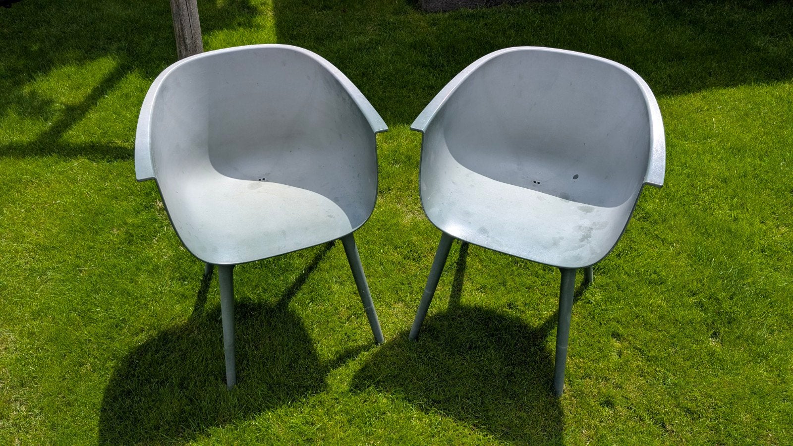 2 Hartman kuipstoelen gratis af te halen, Ophalen of Verzenden, Gebruikt, Kunststof