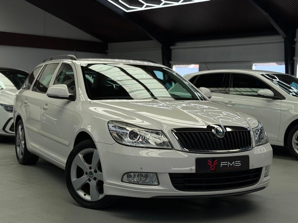 Skoda Octavia 1.4 TSI Elegance Airco Trekhaak, Auto's, Skoda, Bedrijf, Te koop, Octavia, ABS, Airbags, Airconditioning, Centrale vergrendeling