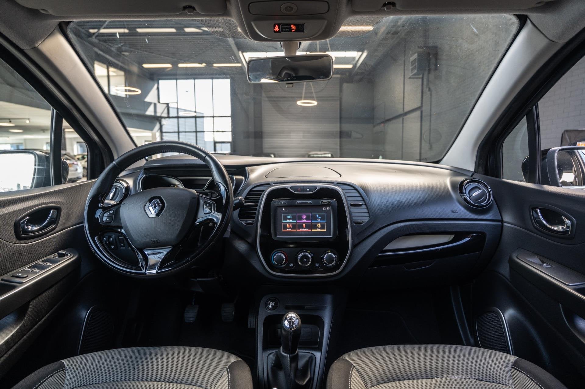 Foto 2 van Renault Captur 0.9 TCe Expression | NAVI | AIRCO | CRUISE |