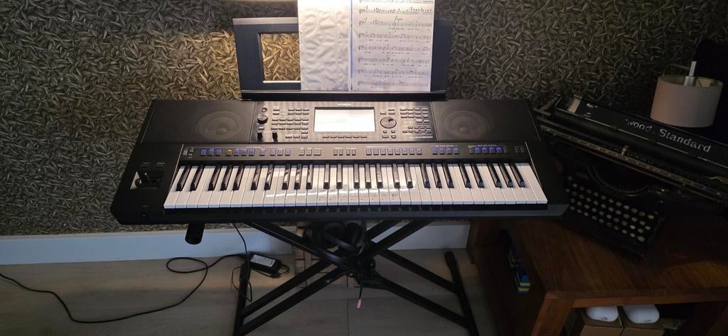 Yamaha PSR-SX900 Keyboard - Zo goed als nieuw, Muziek en Instrumenten, Keyboards, Ophalen of Verzenden