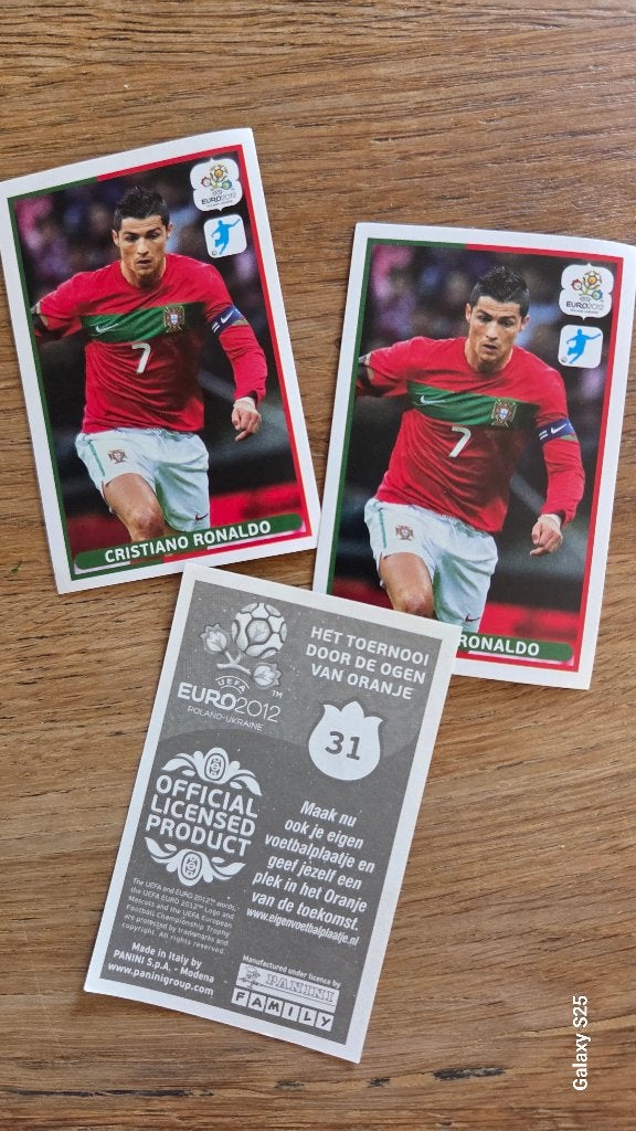 3x Cristiano Ronaldo - panini 2012 sticker - pakket, Ophalen of Verzenden, Zo goed als nieuw, Buitenlandse clubs, Poster, Plaatje of Sticker