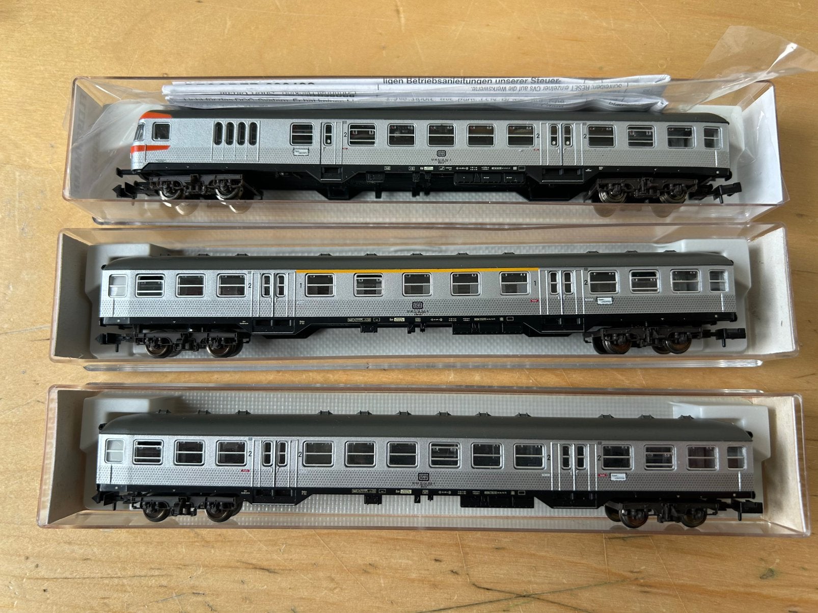 Nieuwe set Silberlinge met kortkoppelmechanisme, Hobby en Vrije tijd, Modeltreinen | N-Spoor, Ophalen of Verzenden, Nieuw, Gelijkstroom