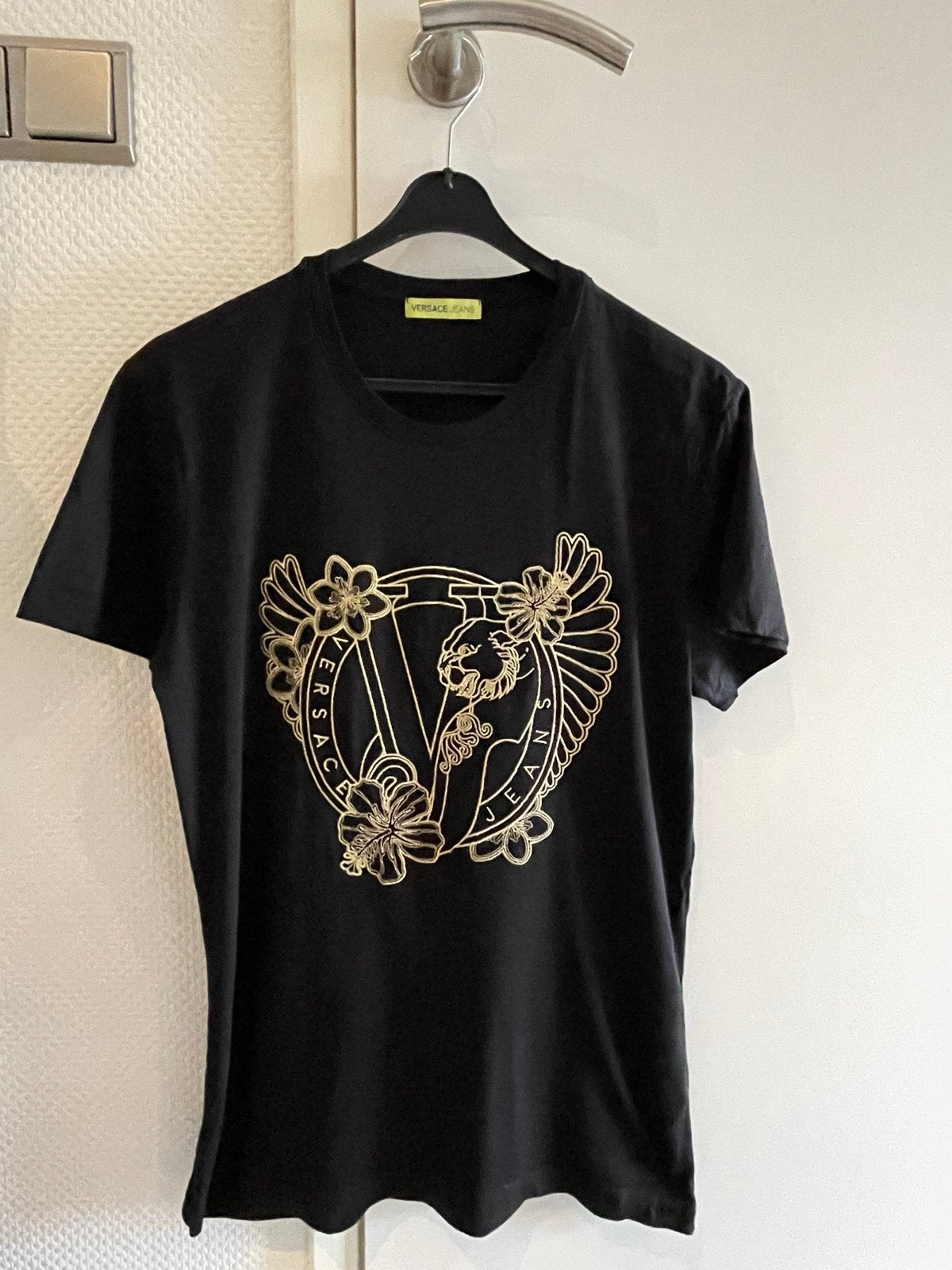 Versace shirt met leuke print maat m, Ophalen of Verzenden, Zo goed als nieuw, Maat 48/50 (M), Zwart
