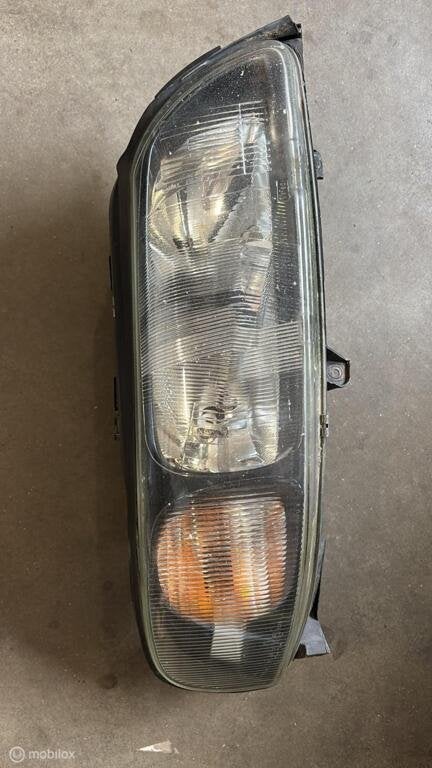 Koplamp rechts  Volvo V70 II ('00-'08) 8620687, Gebruikt, Ophalen of Verzenden, Volvo