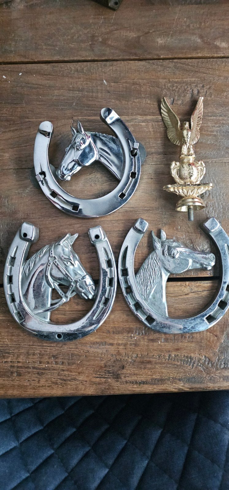 Vintage sleutelhangers en hoefijzers met paardenhoofden, Verzamelen, Sleutelhangers, Ophalen of Verzenden, Gebruikt, Merk