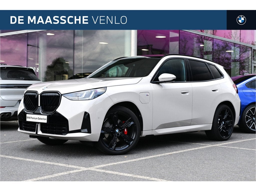 BMW X3 30e xDrive M Sport Automaat / Panoramadak / Trekhaak