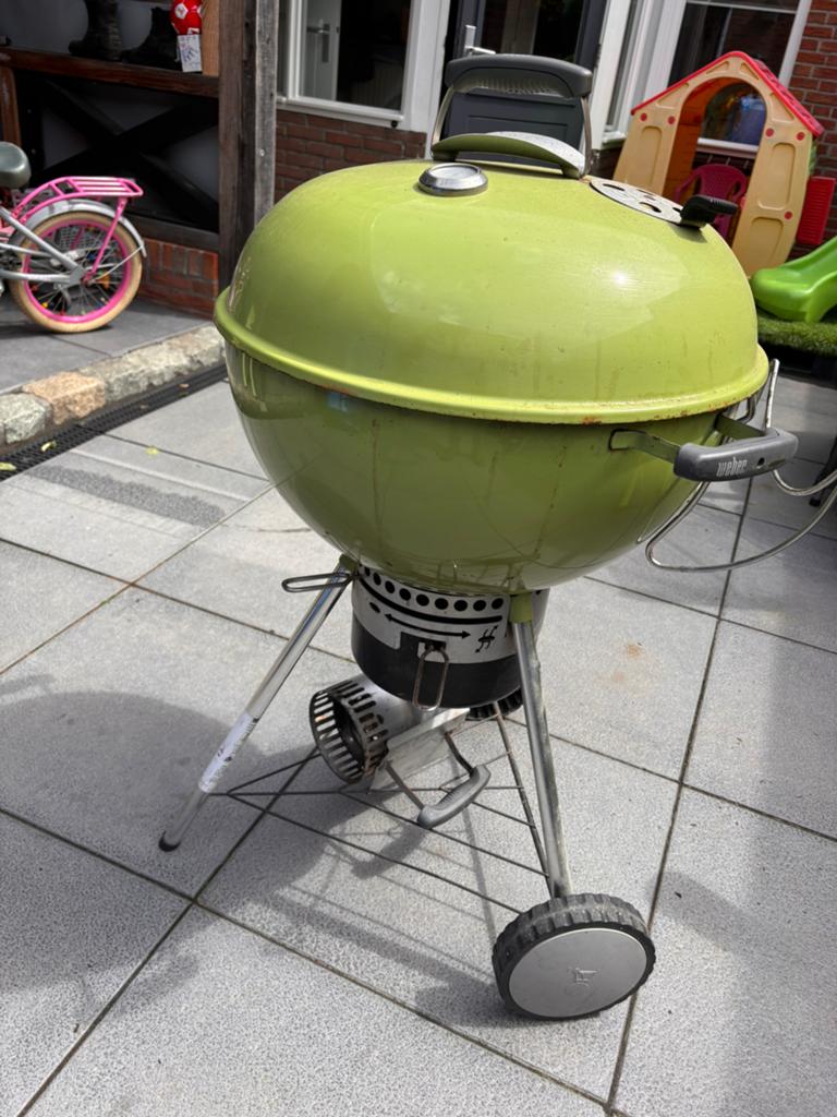 Weber 57 cm appelgroen, Ophalen, Zo goed als nieuw