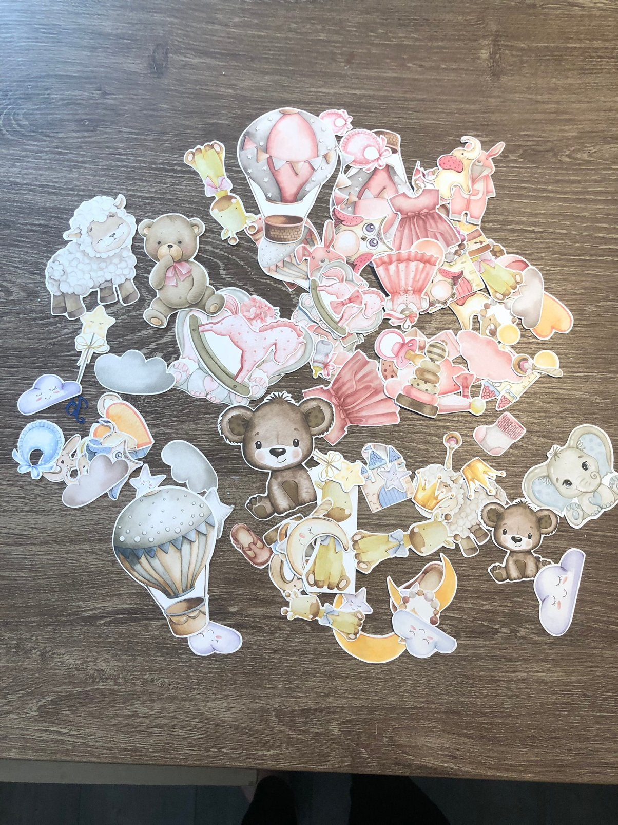 Diecuts stansjes plaatjes embellishment voor kaart scrapbook, Hobby en Vrije tijd, Ophalen of Verzenden, Zo goed als nieuw, Versiering of Embellishment