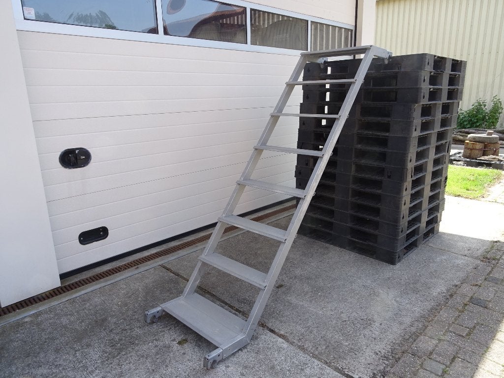Etagetrap voor Layher rolsteiger, Ophalen, Gebruikt, Rolsteiger of Kamersteiger, 5 meter of hoger