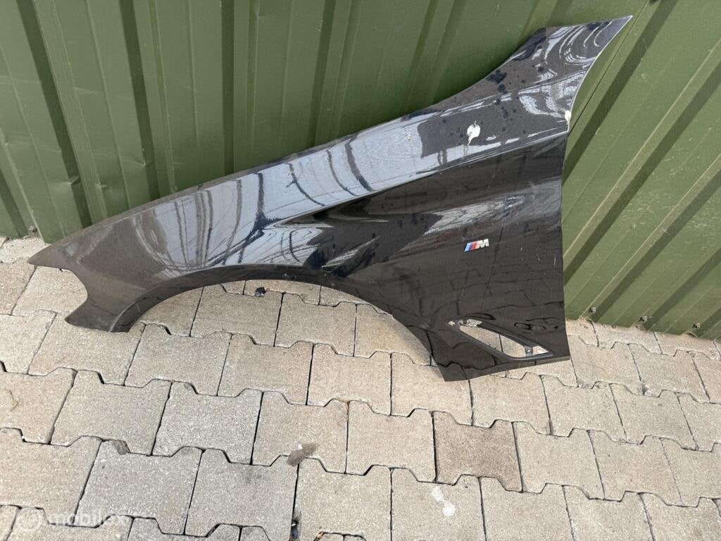 Spatbord links bmw 5 serie g30 g31  7349615 Origineel