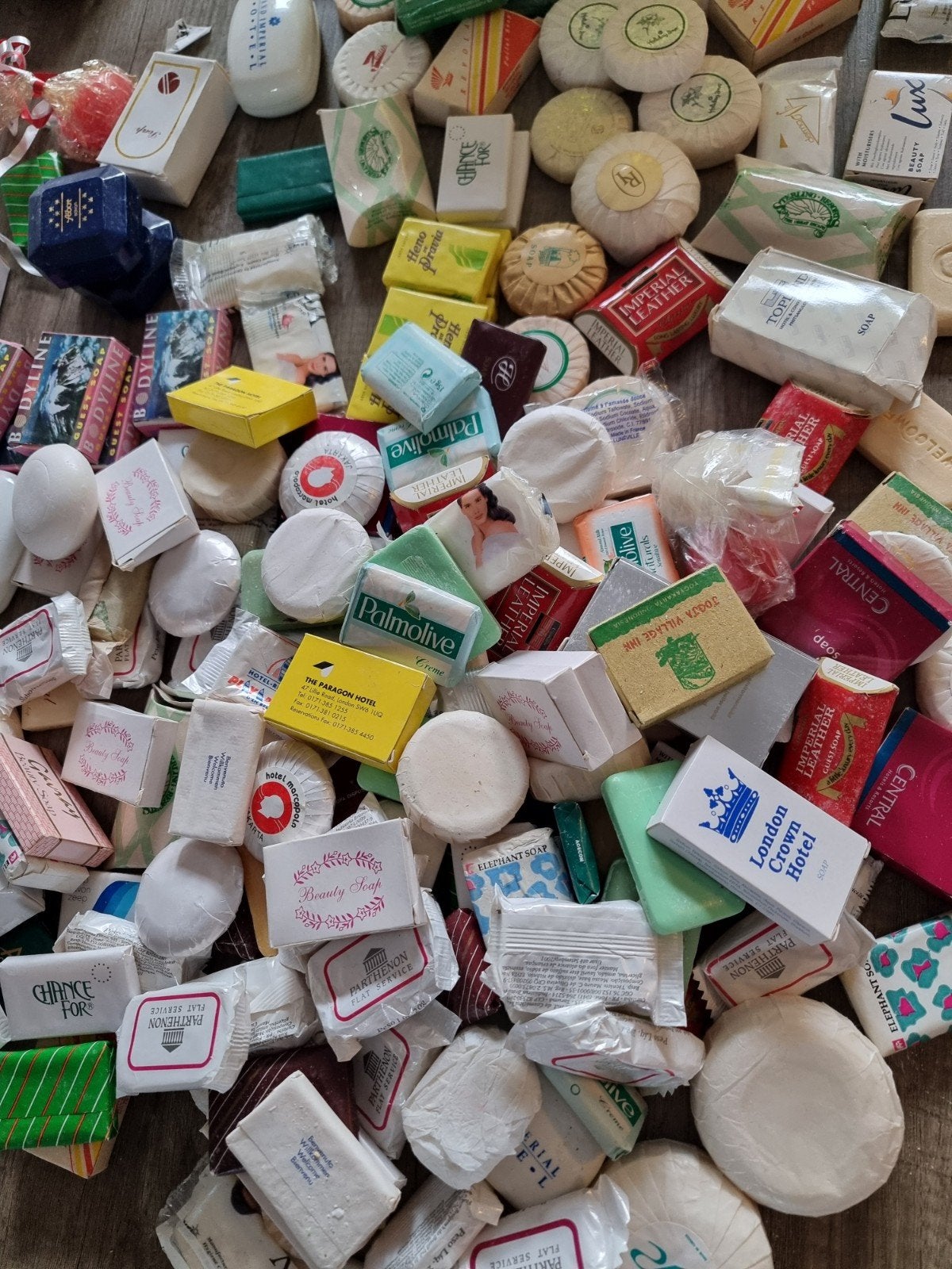 Verzameling diverse (hotel)zeepjes meer dan 250 stuks!, Verzamelen, Ophalen, Nieuw