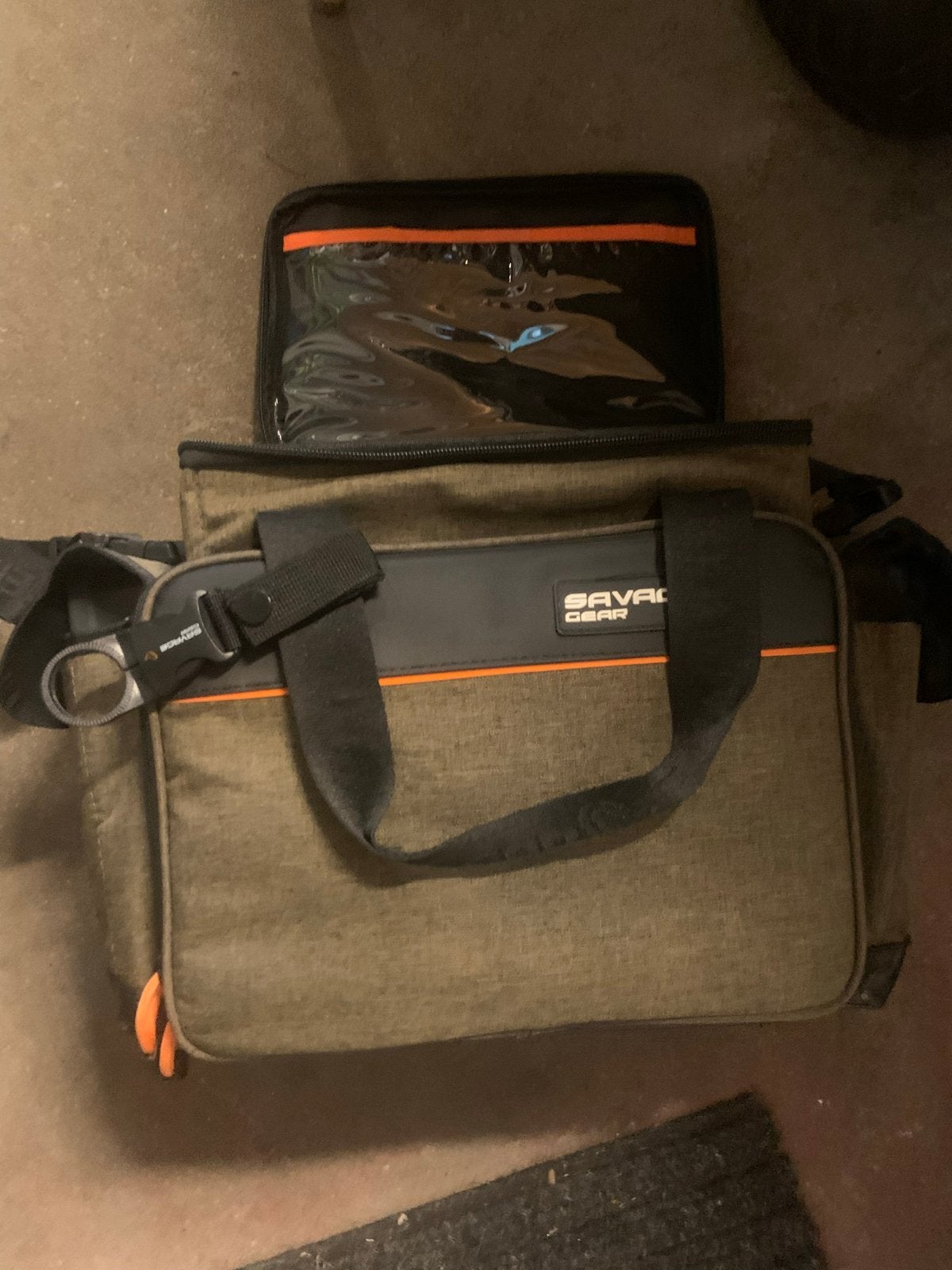 Savage Gear Vis tas met aasjes voor vissers, Ophalen of Verzenden, Zo goed als nieuw, Koffer of Tas