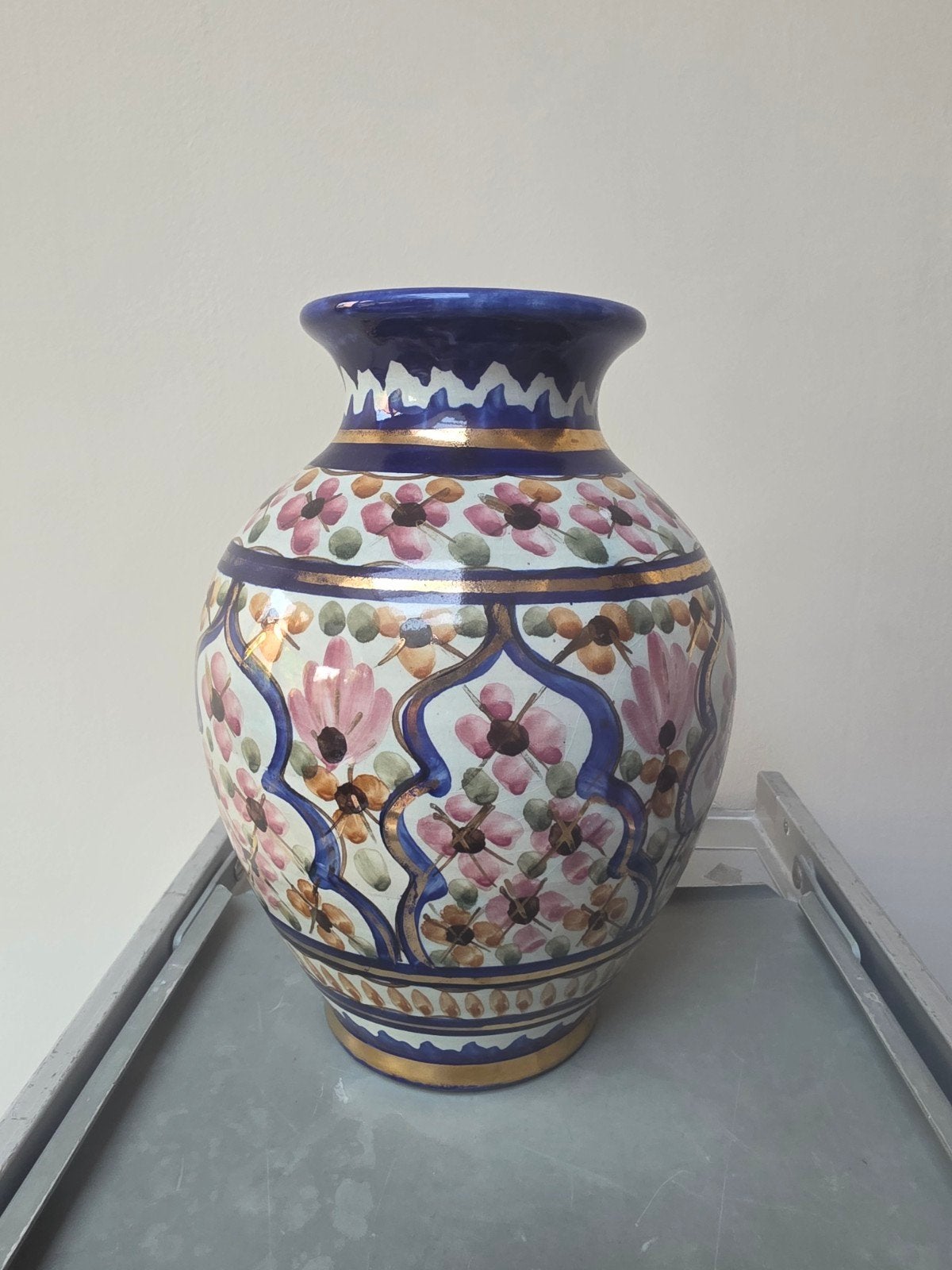 Majolica Holland Vaas - Handgeschilderd, Antiek en Kunst, Ophalen of Verzenden
