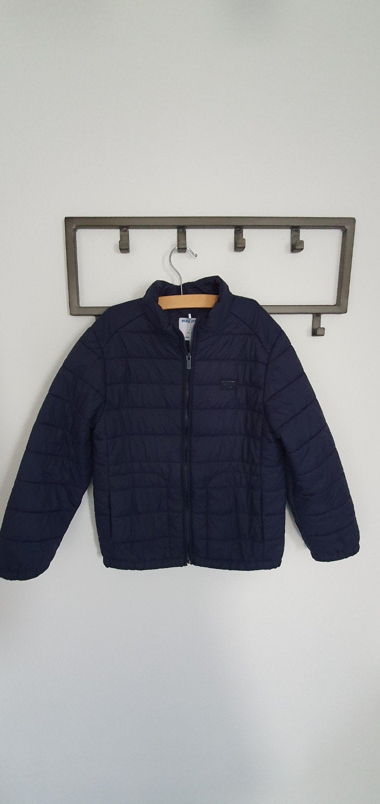 Nieuwe donkerblauwe Mayoral (voor/ najaar) jas maat 128, Kinderen en Baby's, Kinderkleding | Maat 128, Mayoral, Nieuw, Ophalen of Verzenden