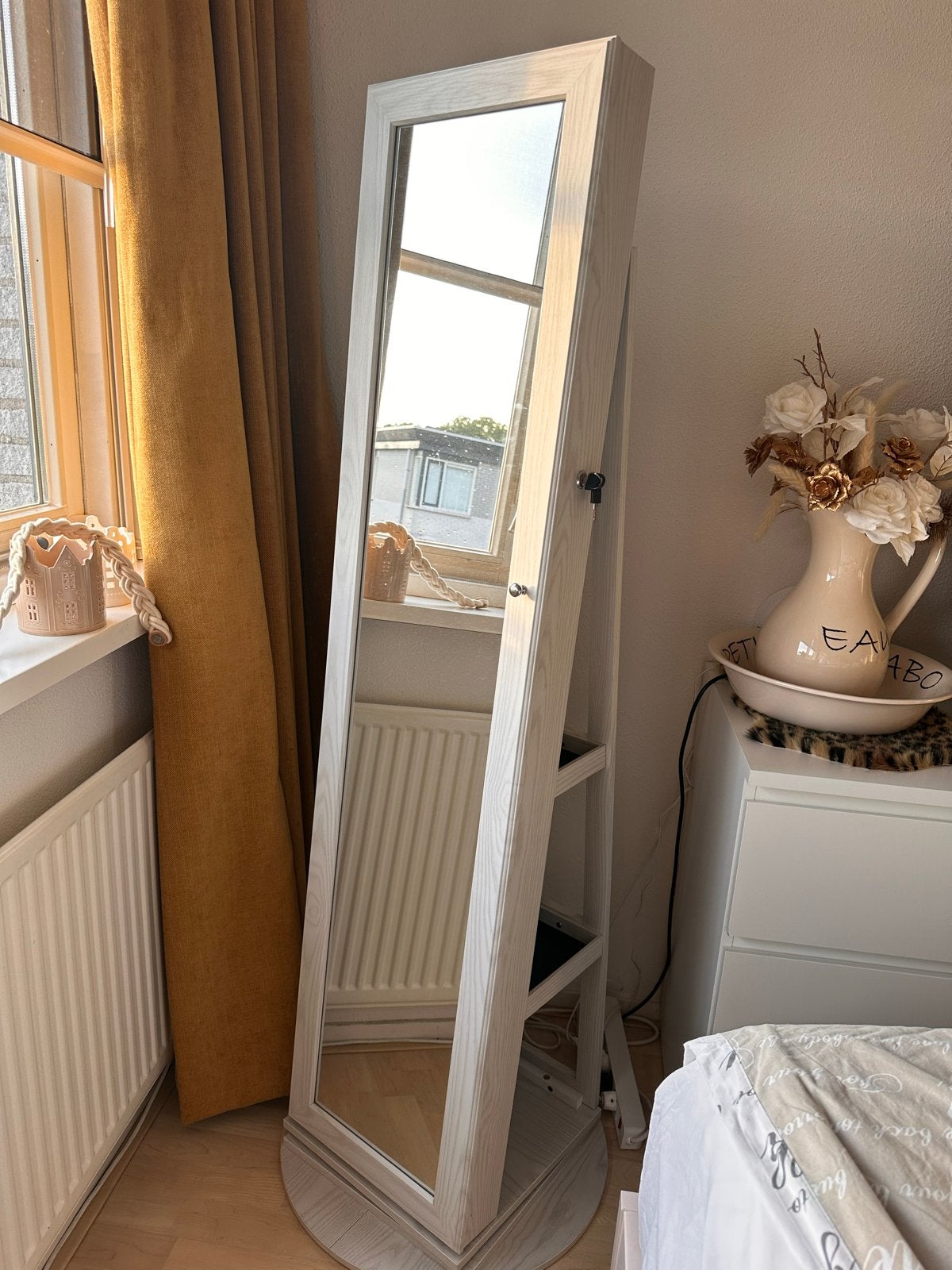 Make-up / sieraden kast met spiegel en draaiplateau, Huis en Inrichting, Ophalen, Zo goed als nieuw