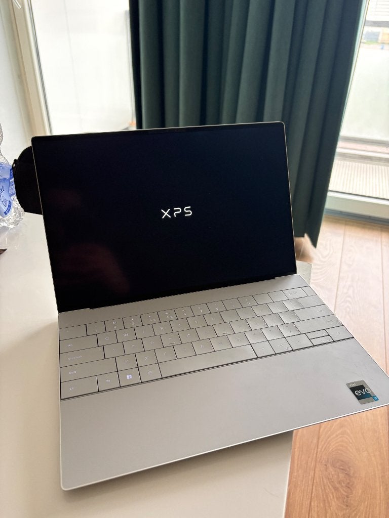 DELL LAPTOP XPS 9320 i7 32 RAM, 2 tot 3 Ghz, 32 GB, Zo goed als nieuw, DELL