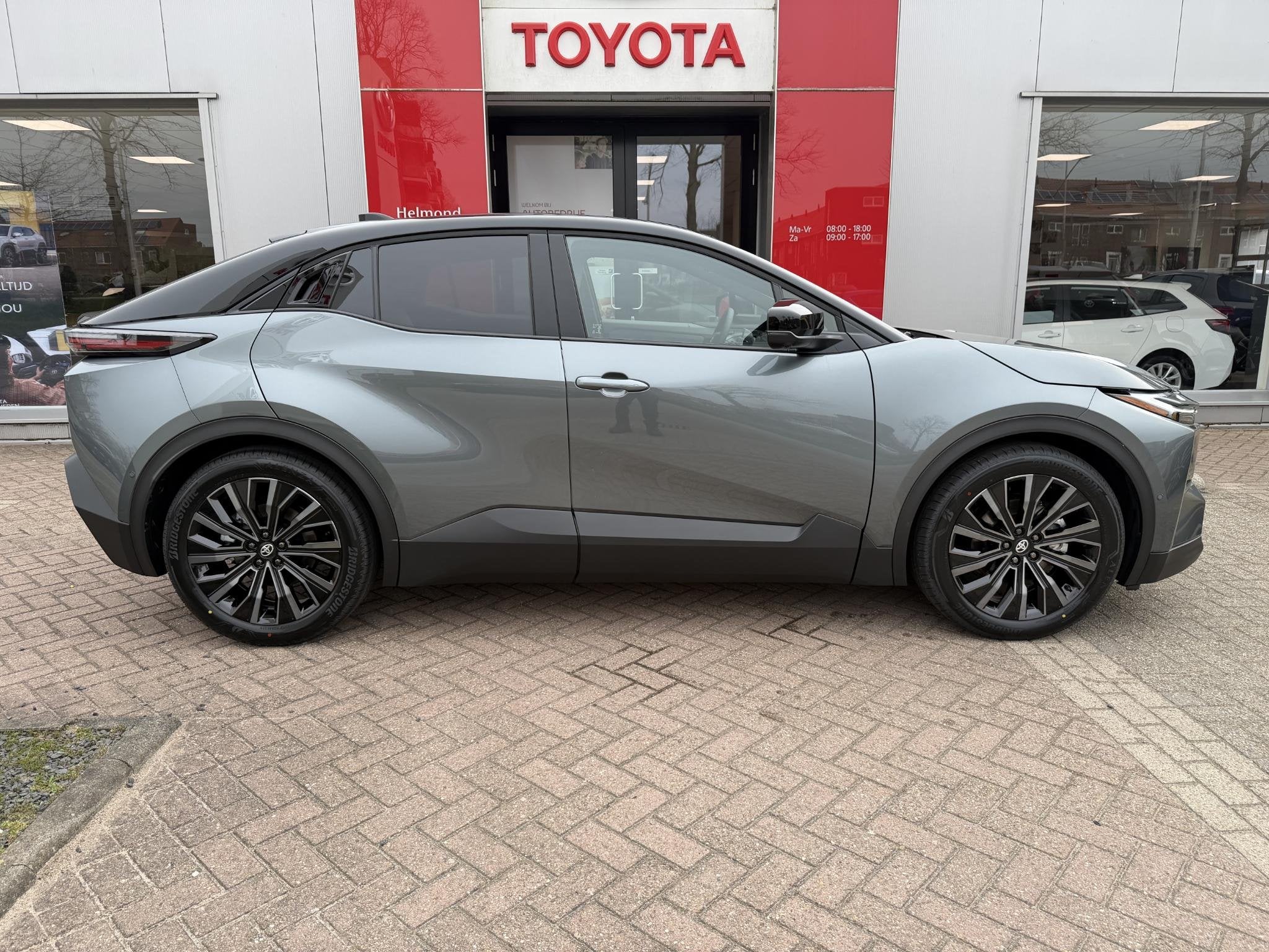 Toyota C-HR+ Executive AWD 77 kWh, Auto's, Automaat, Gebruikt, Overige modellen, Vierwielaandrijving
