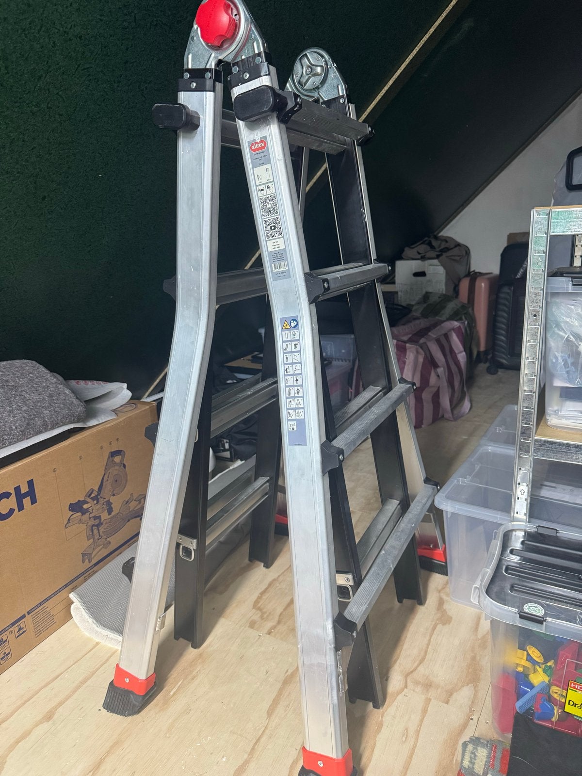 Altrex Varitrex Tele PRO+ 4x4 Telescopische Vouwladder, Doe-het-zelf en Verbouw, Ladders en Trappen, Ophalen, Zo goed als nieuw
