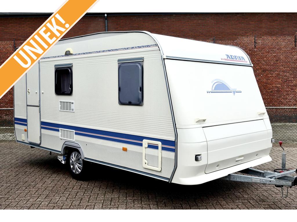 Adria Unica 432 PX Mover Voortent Nieuwstaat!, Caravans en Kamperen, Caravans, Bedrijf, Treinzit, 750 - 1000 kg, Overige typen