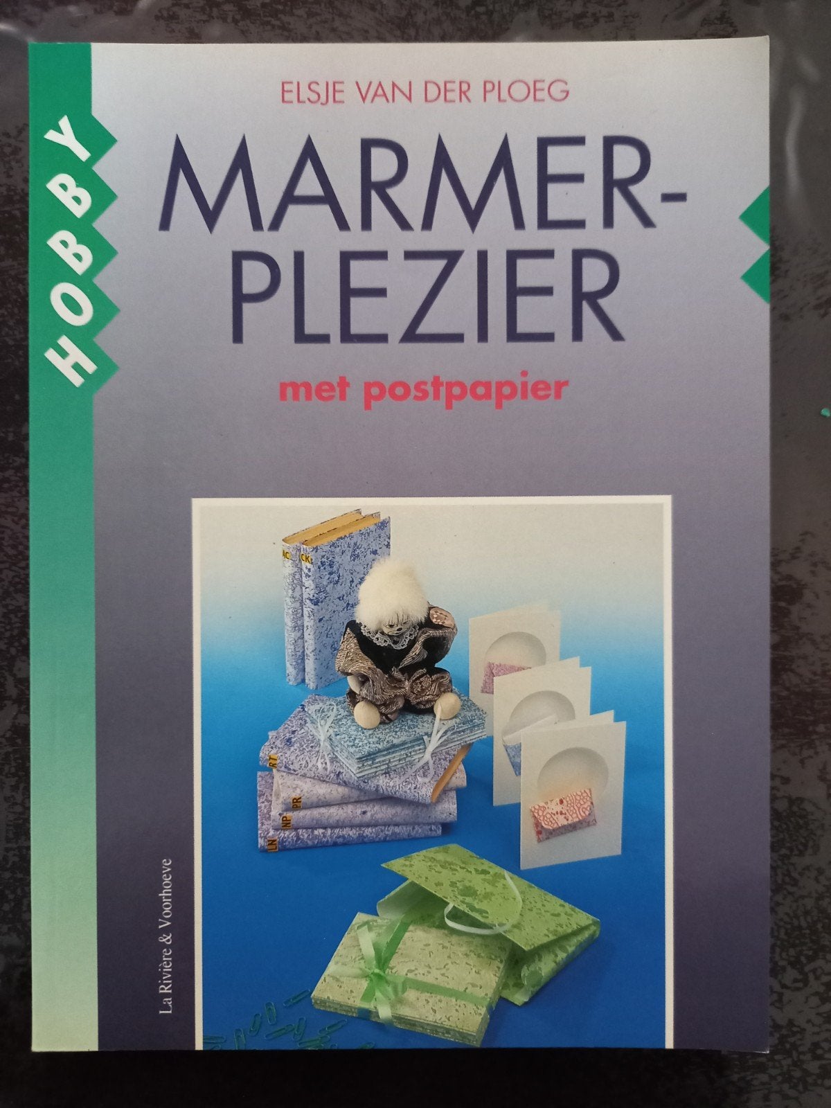 Marmer-plezier met postpapier ,Elsje van der ploeg
Eventuele, Ophalen of Verzenden, Gelezen