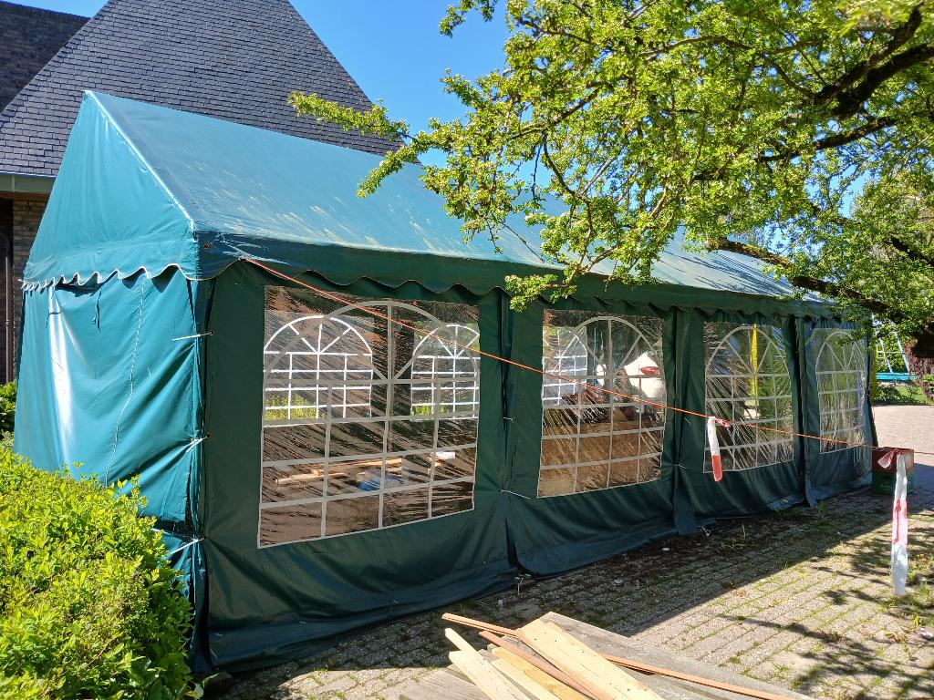 Partytent, Tuin en Terras, Partytenten, Gebruikt, Partytent, 2 meter of meer, 8 meter of meer, 4 tot 6 meter, Opvouwbaar, Ophalen