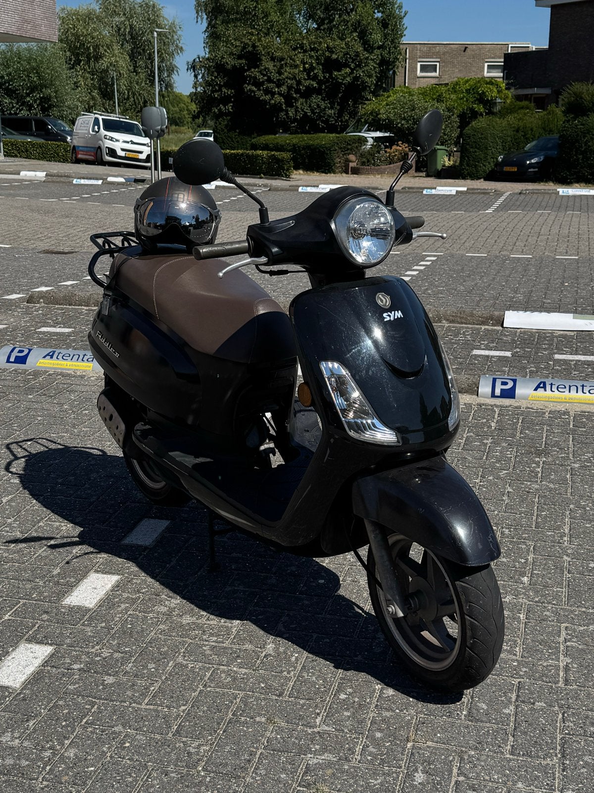 SYM Fiddle II Scooter 45km/u, inclusief beenkleed en helm, Ophalen, Gebruikt, Maximaal 45 km/u, Benzine