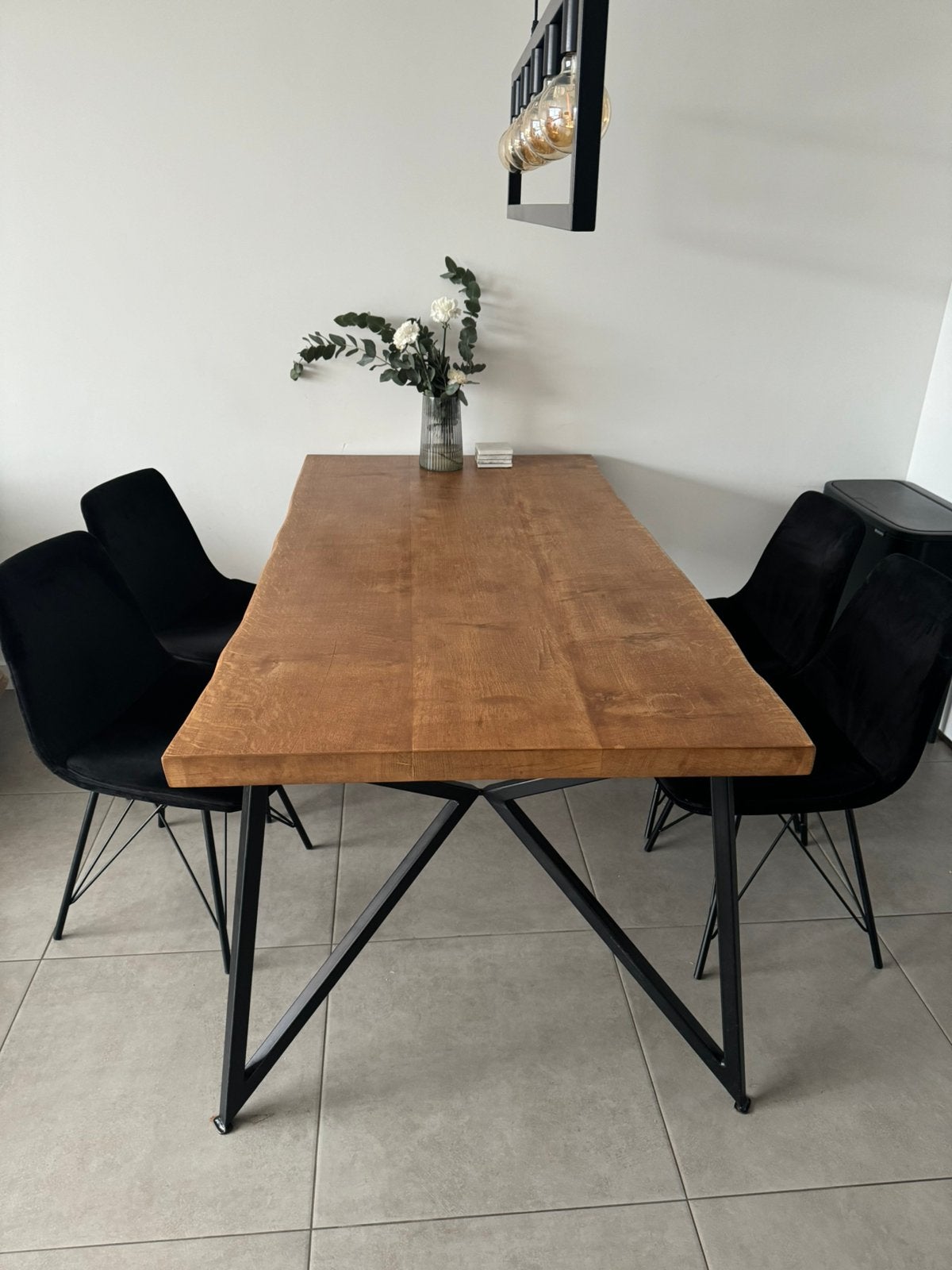 eettafel (90x160) + 4 fluwelen stoelen, Huis en Inrichting, Tafels | Eettafels, Ophalen, Zo goed als nieuw