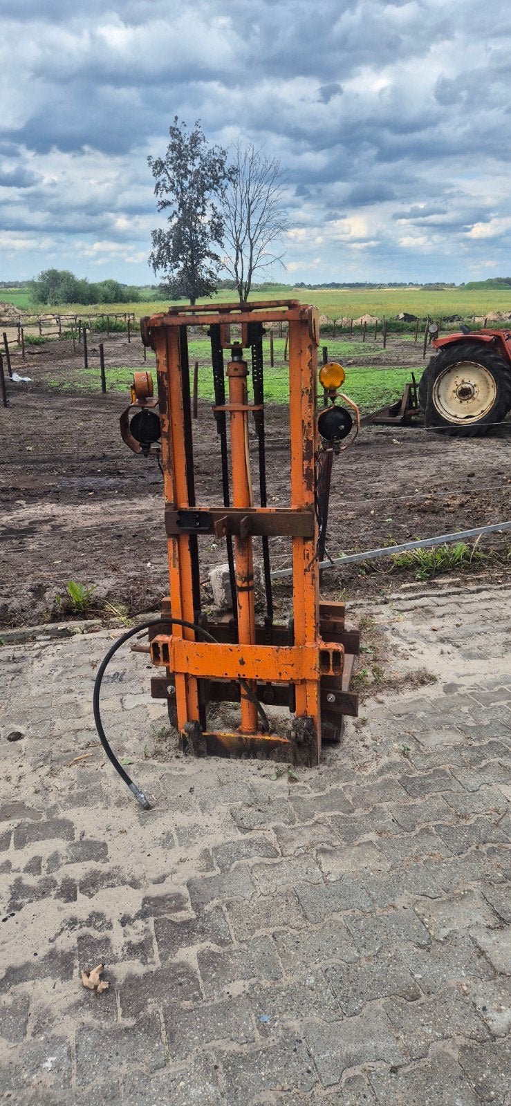 Heftruckmast met Vorken, Ophalen