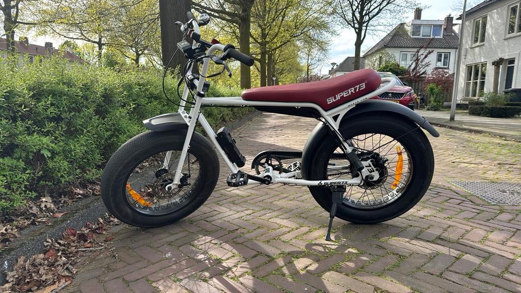 Witte Fatbike  - 40km actieradius, 25km/u, Fietsen en Brommers, Elektrische fietsen, Zo goed als nieuw, Overige merken, 30 tot 50 km per accu