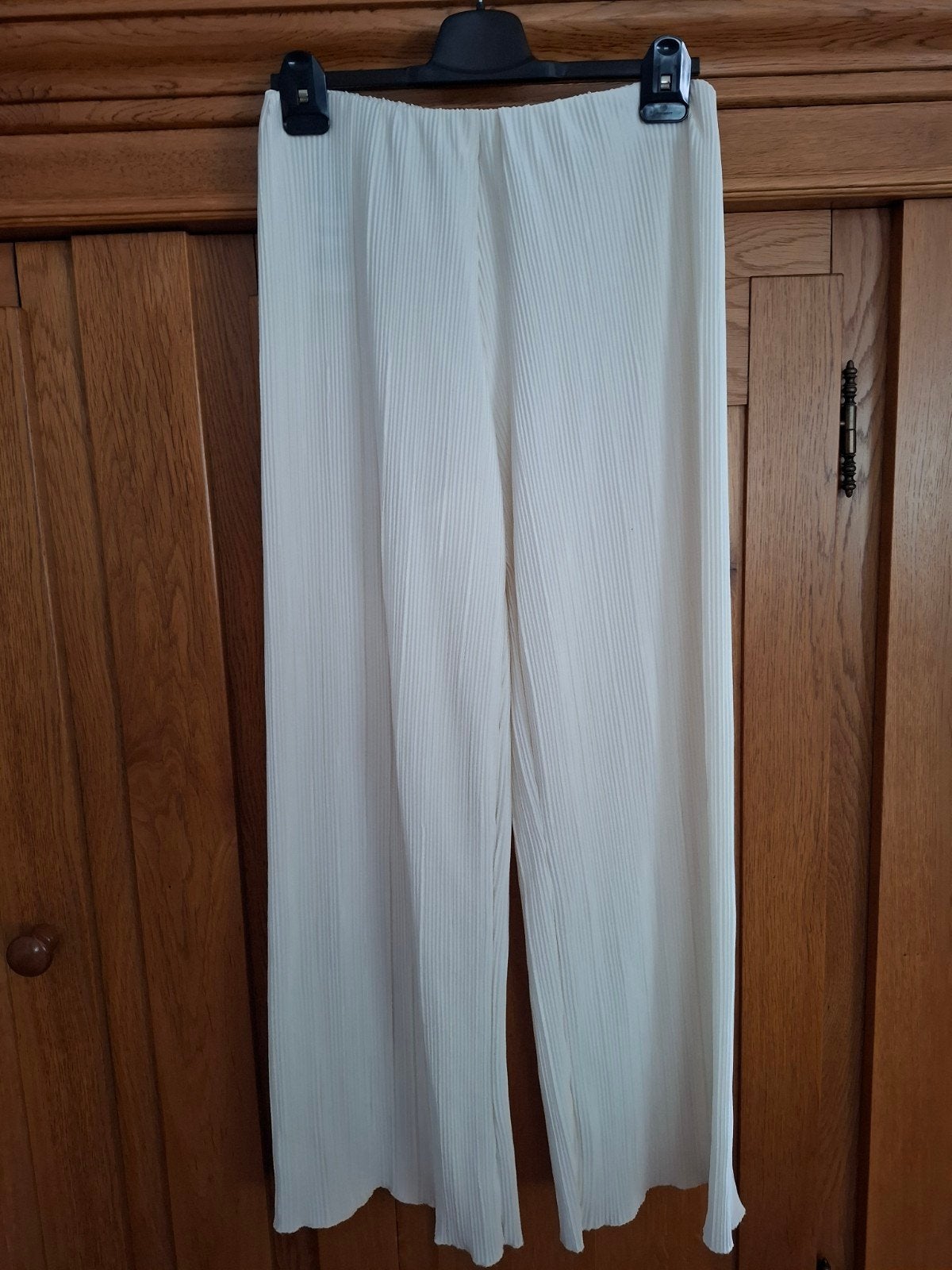 Pantalon, creme, mt.M, Kleding | Dames, Ophalen of Verzenden, Zo goed als nieuw, Beige, Broek of Spijkerbroek