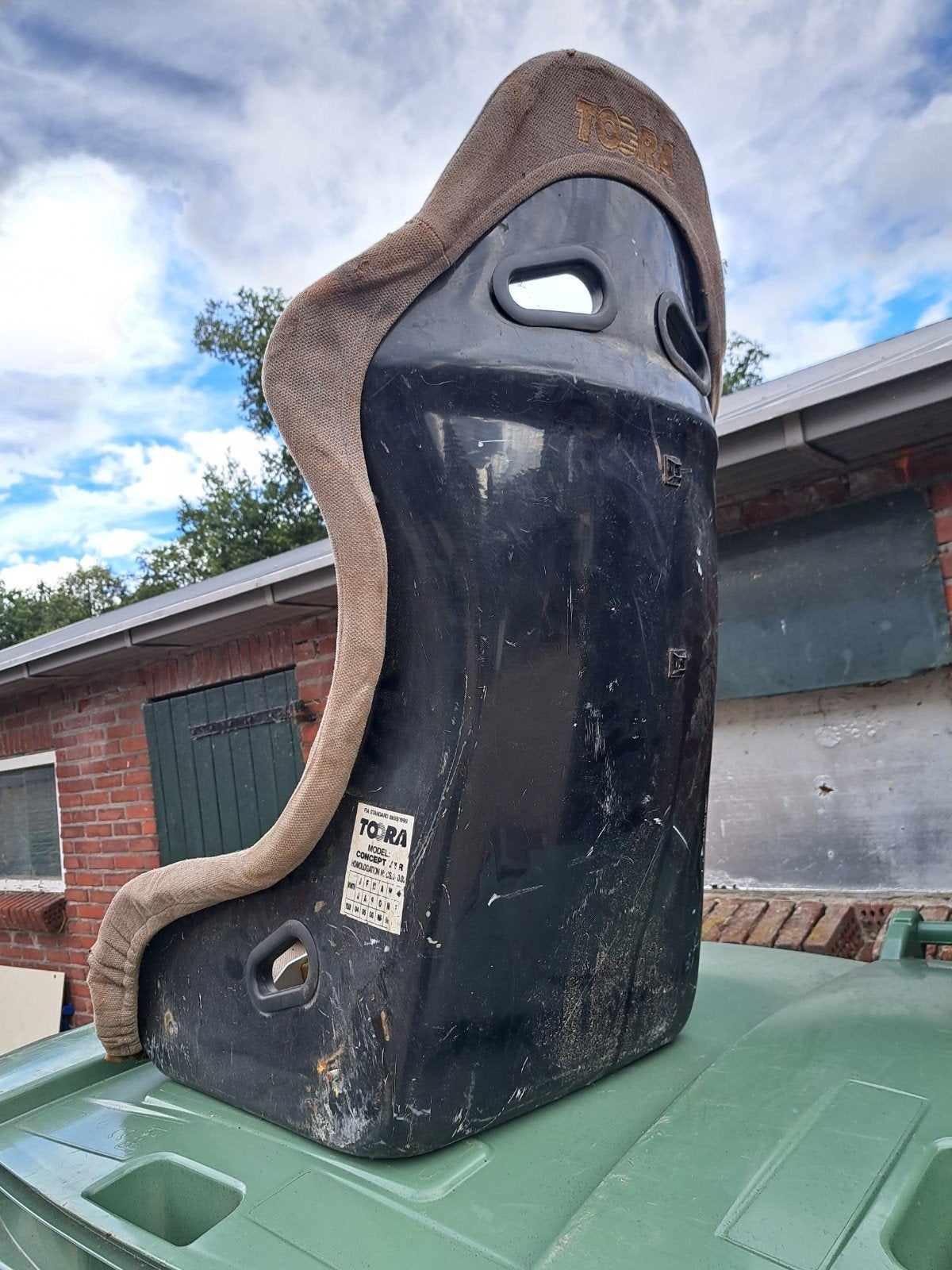 Toora race kuipstoel met gordel, Auto-onderdelen, Ophalen of Verzenden