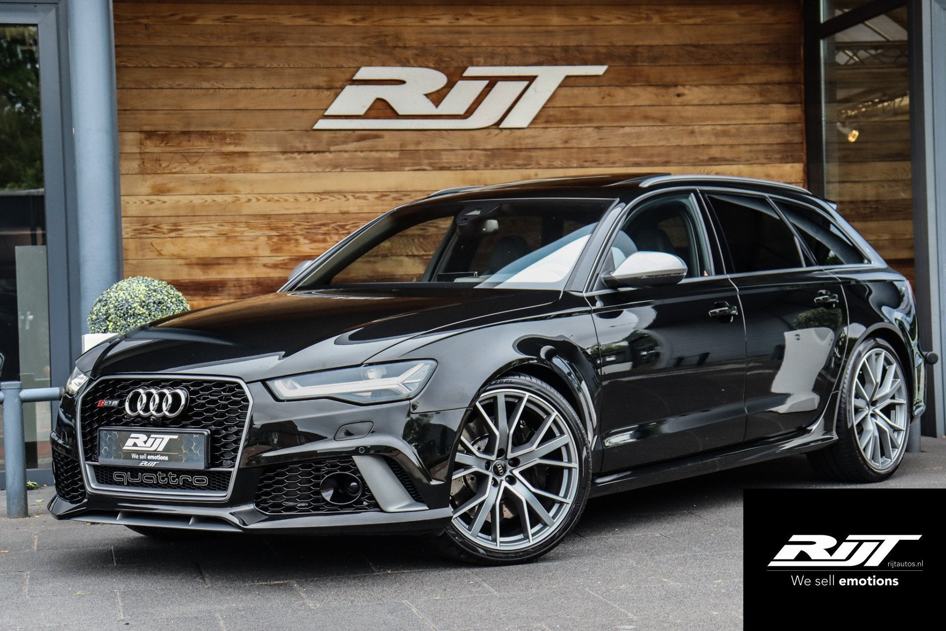 Audi RS6 4.0 V8 Quattro MTM *Akrapovic/Dynamic pakket/Matrix, Auto's, Audi, Automaat, Vierwielaandrijving, Skiluik, 2050 kg