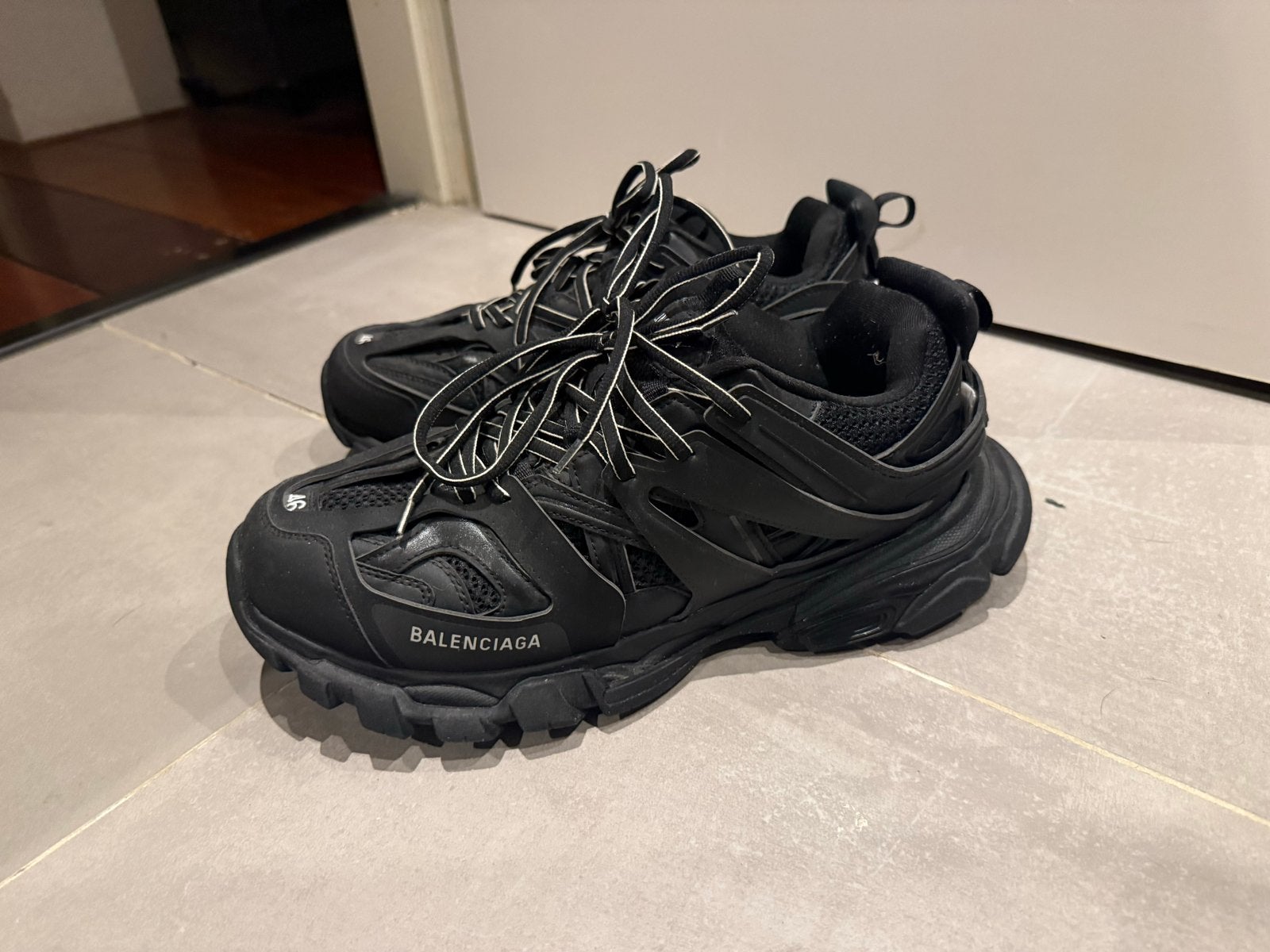 Balenciaga Track Sneakers Zwart - Maat 46, Kleding | Heren, Ophalen of Verzenden, Zo goed als nieuw, Zwart, Sneakers of Gympen