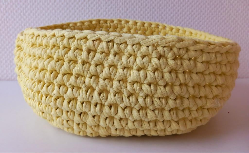 Gondas Creaties grote Mand geel hooked zpagetti superstevig, Ophalen of Verzenden, Nieuw, Rond
