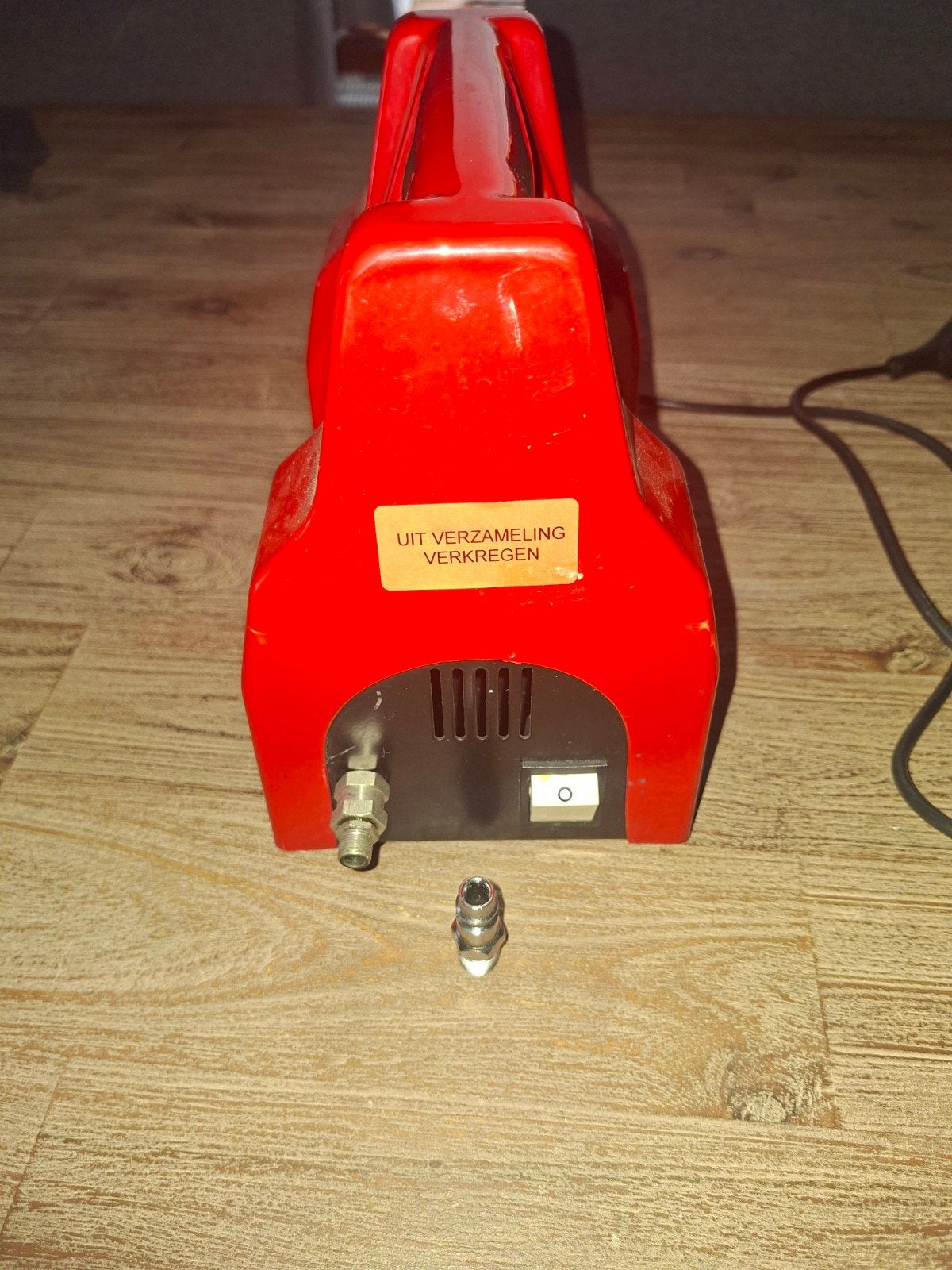 airbrush compressor en airbrush pistool, Ophalen of Verzenden, Groter dan 1:32