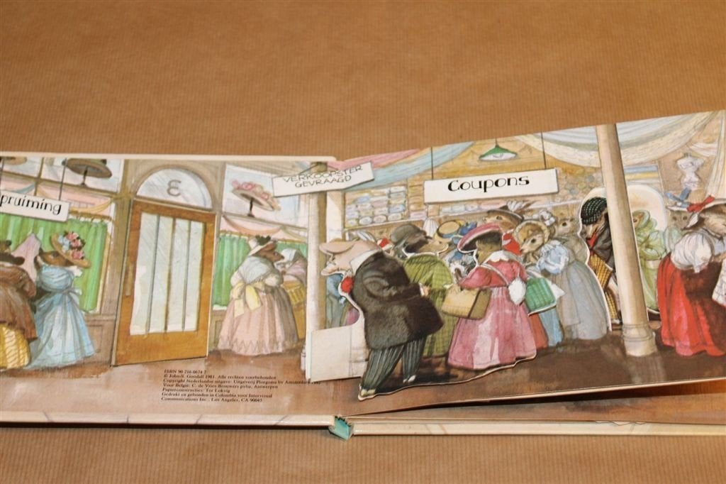 Betje Spitsmuis als Verkoopster [Vintage Pop-up Boek 1962], Boeken, Ophalen of Verzenden, Gelezen