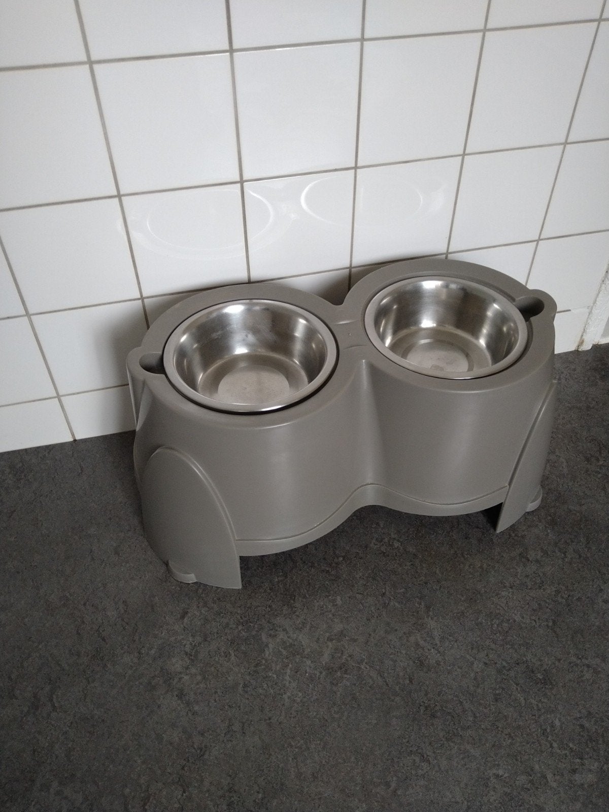 NIEUWE VERHOOGDE VOERBAK., Dieren en Toebehoren, Ophalen, Anti-knoei, Nieuw