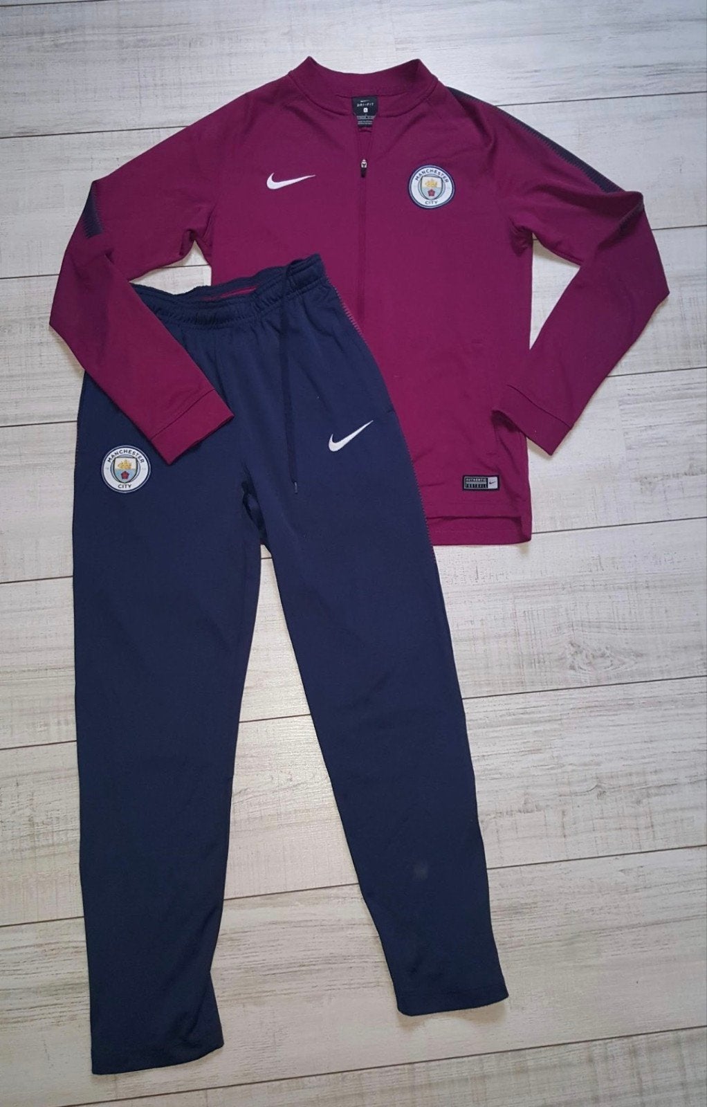 Nike Manchester City trainingspak maat 152, Kinderen en Baby's, Kinderkleding | Maat 152, Ophalen of Verzenden, Zo goed als nieuw