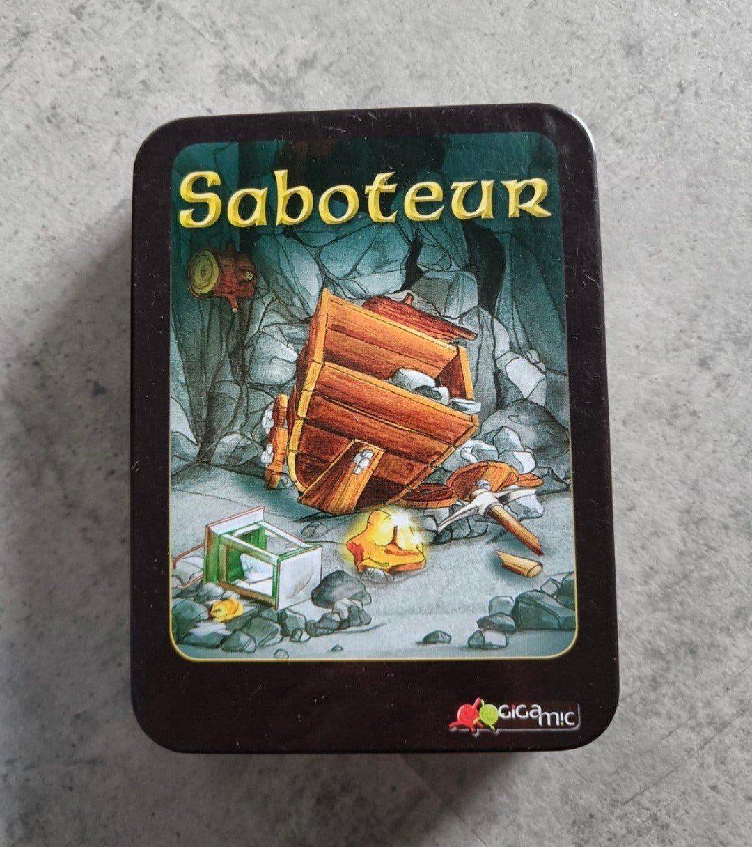 Saboteur kaartspel in tinnen blik, Een of twee spelers, Ophalen of Verzenden, Zo goed als nieuw