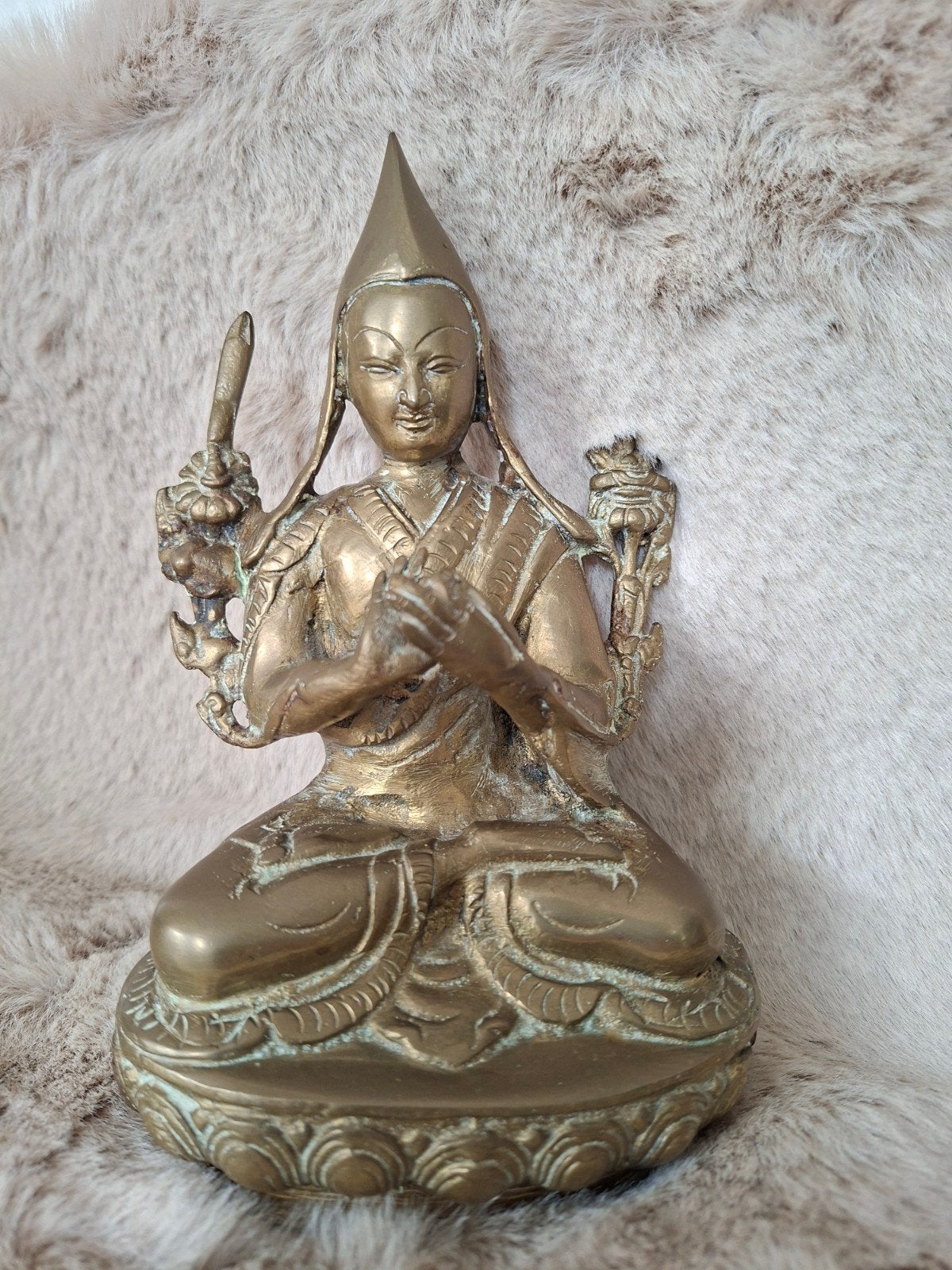 Bronzen beeldje van Lama Tsongkhapa uit Tibet, Huis en Inrichting, Metaal, ?, Zo goed als nieuw, Goud