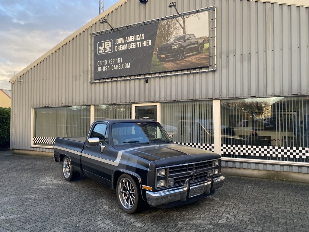 Chevrolet C10 Short-Bed V8 GMC (bj 1986), 0 cilinders, Chevrolet, 160 pk, Zwart