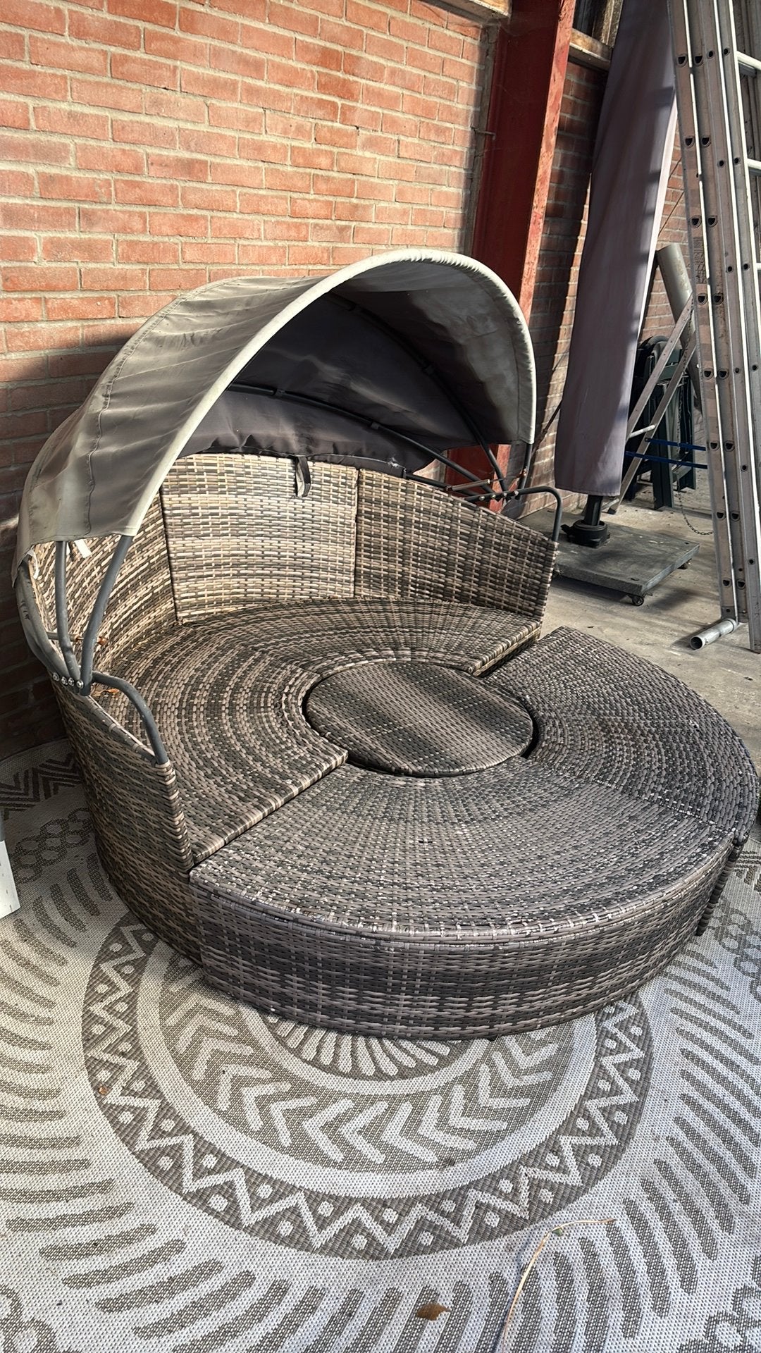 Loungeset, Ophalen