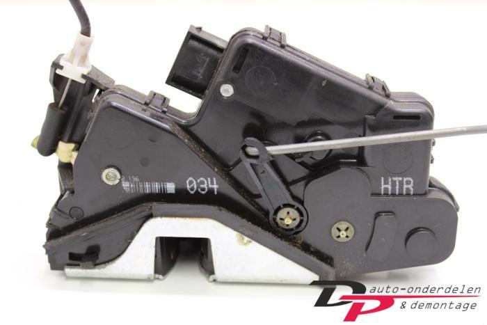Deurslot Mechaniek 4Deurs rechts-achter van een BMW 3-Serie, Gebruikt, -, -, Ophalen of Verzenden