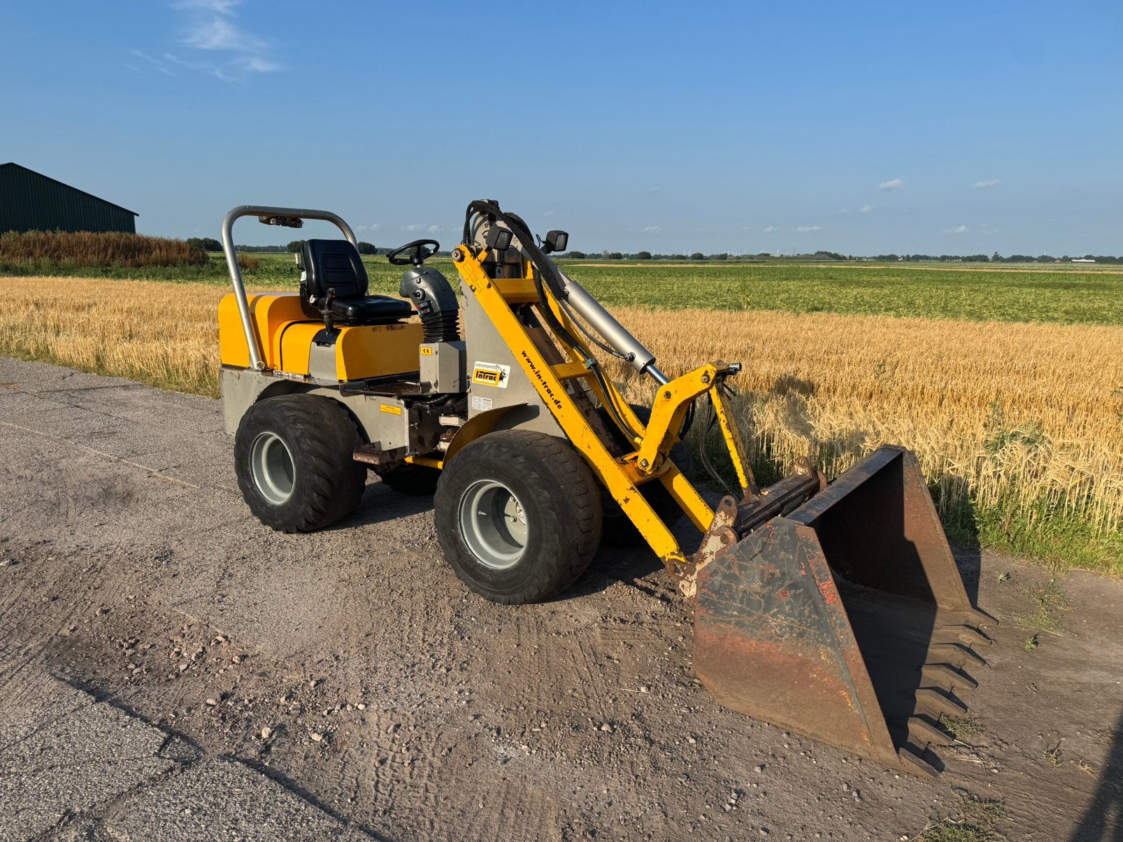 Intrac L440 shovel minishovel (Duitse bouw) NL kenteken, Ophalen, Wiellader of Shovel