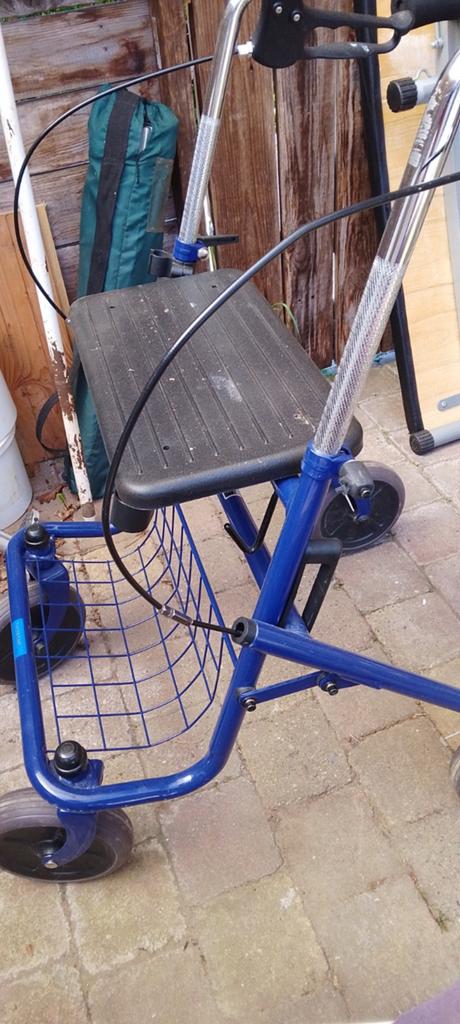 3 rollators waarvan 2 lichtgewicht aluminium, Ophalen, Lichtgewicht