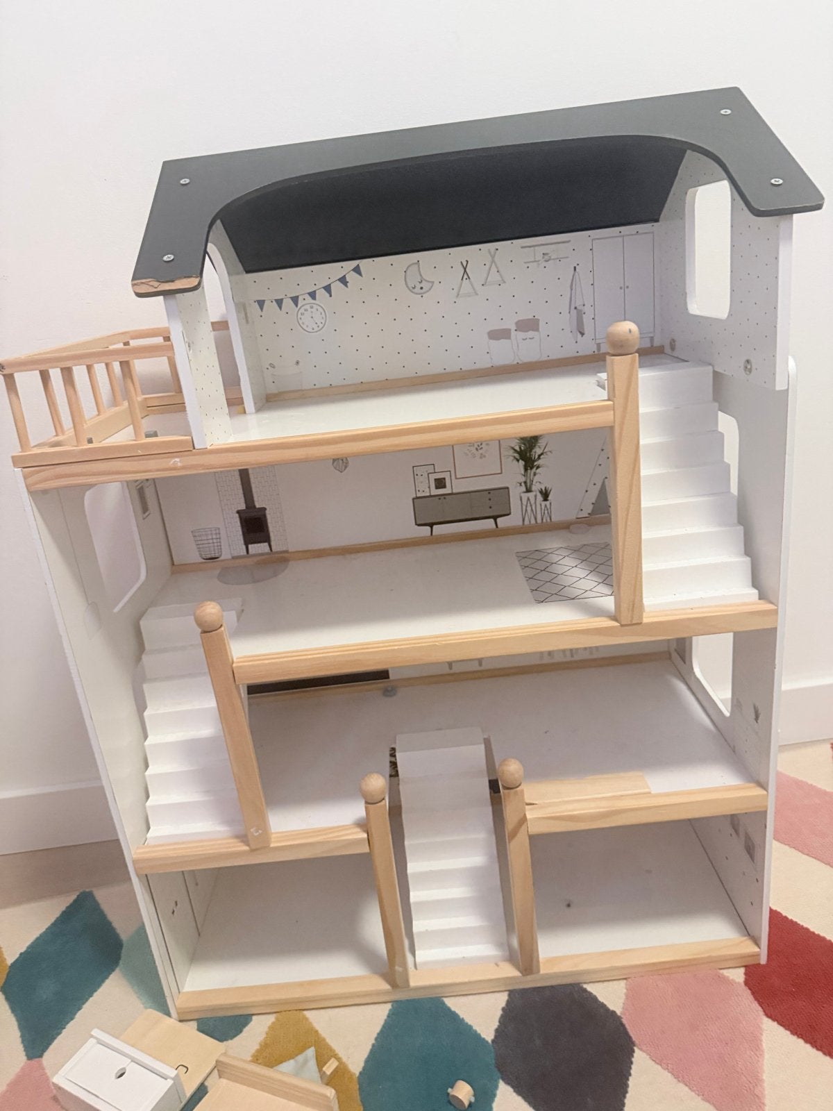 Petite Amelie Poppenhuis met meubels en poppetjes, Ophalen, Gebruikt, Poppenhuis
