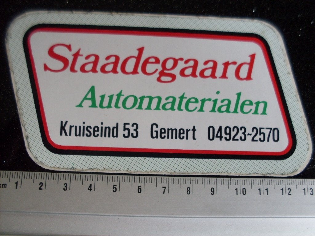 sticker staadegaard automaterialen gemert logo, Verzamelen, Verzenden, Zo goed als nieuw, Bedrijf of Vereniging