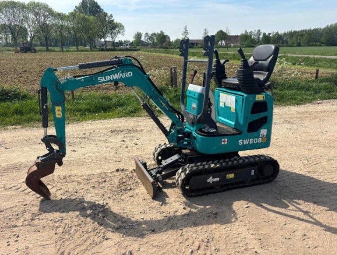 Minigraver 1 ton te huur, Ophalen of Verzenden, Zo goed als nieuw