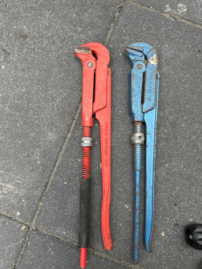 Set van 2 Gebruikte Pijptangen (Rood & Blauw), Ophalen of Verzenden, Zo goed als nieuw